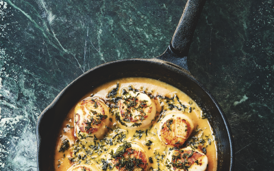 REZEPT: Jakobsmuscheln mit Crème fraîche