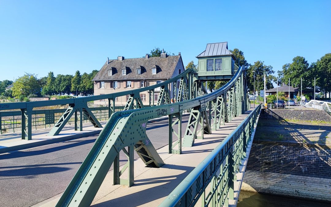 Deutzer Drehbrücke 