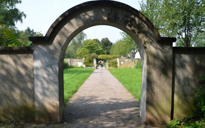 Führung durch die Englische Siedlung in Köln-Raderthal am 28.10.2023