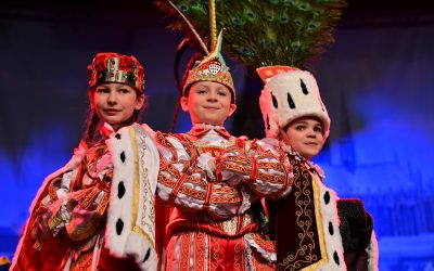 Kölner Kinderdreigestirn startet bunt in die Session 2024 