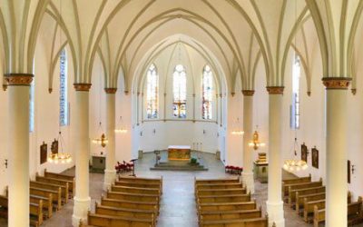 Sonntägliche Mess op Kölsch in der St. Maternus Kirche