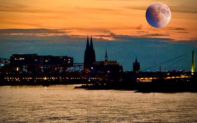 Vollmond über Köln: Morgen lohnt sich der Blick zum Himmel